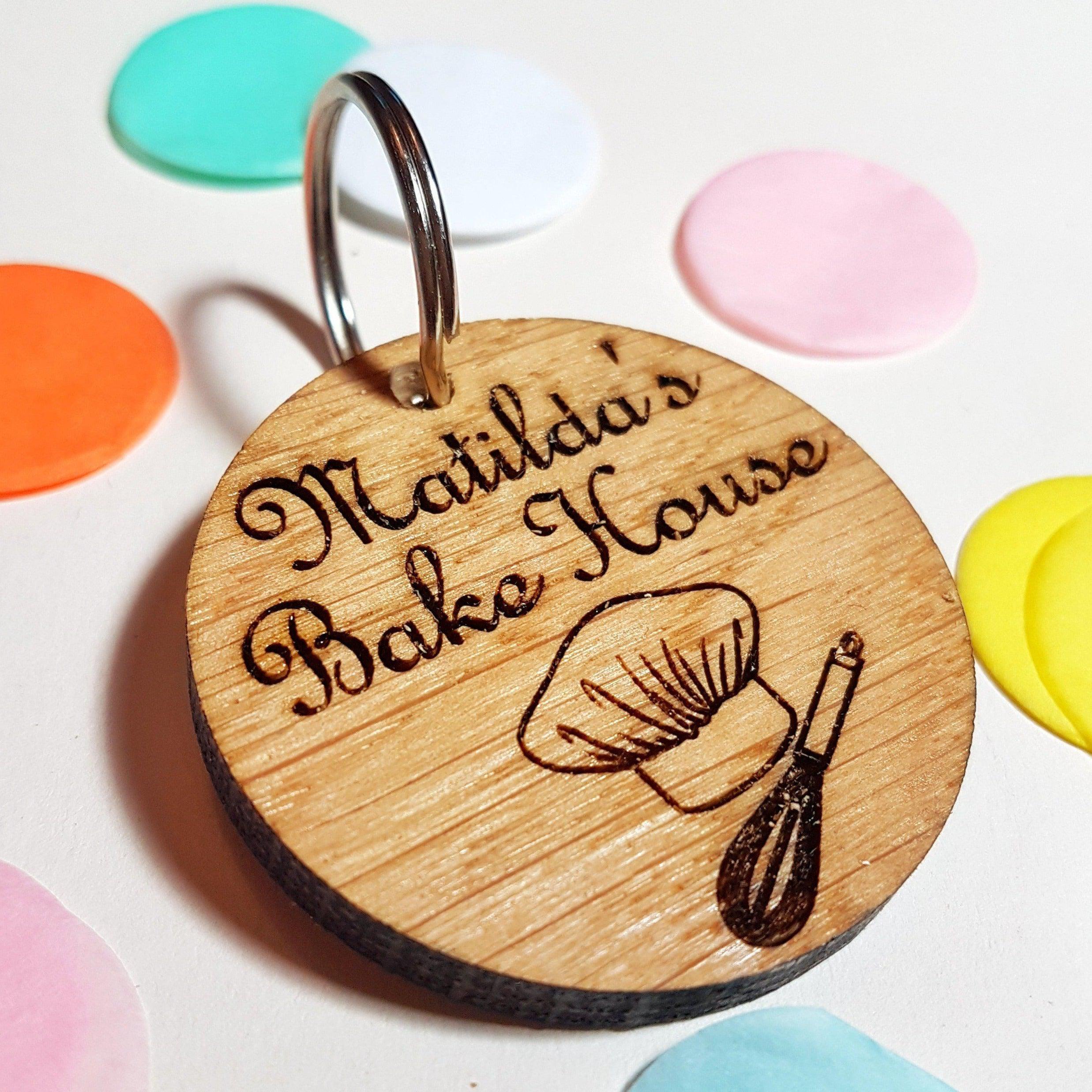 Custom Engraved Logo Keyring I Round Wooden Keyring I Personalised Business Keychain I Luxury Business Branded Fob