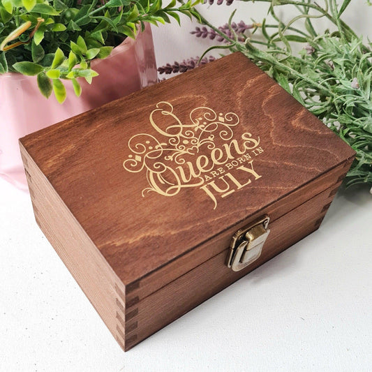 Personalised Birthday Keepsake Box for Her I Birthday Queen Gift Idea - 6 Sizes Small to XLarge