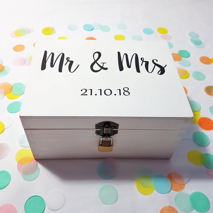 Personalised Mr & Mrs Wedding Box