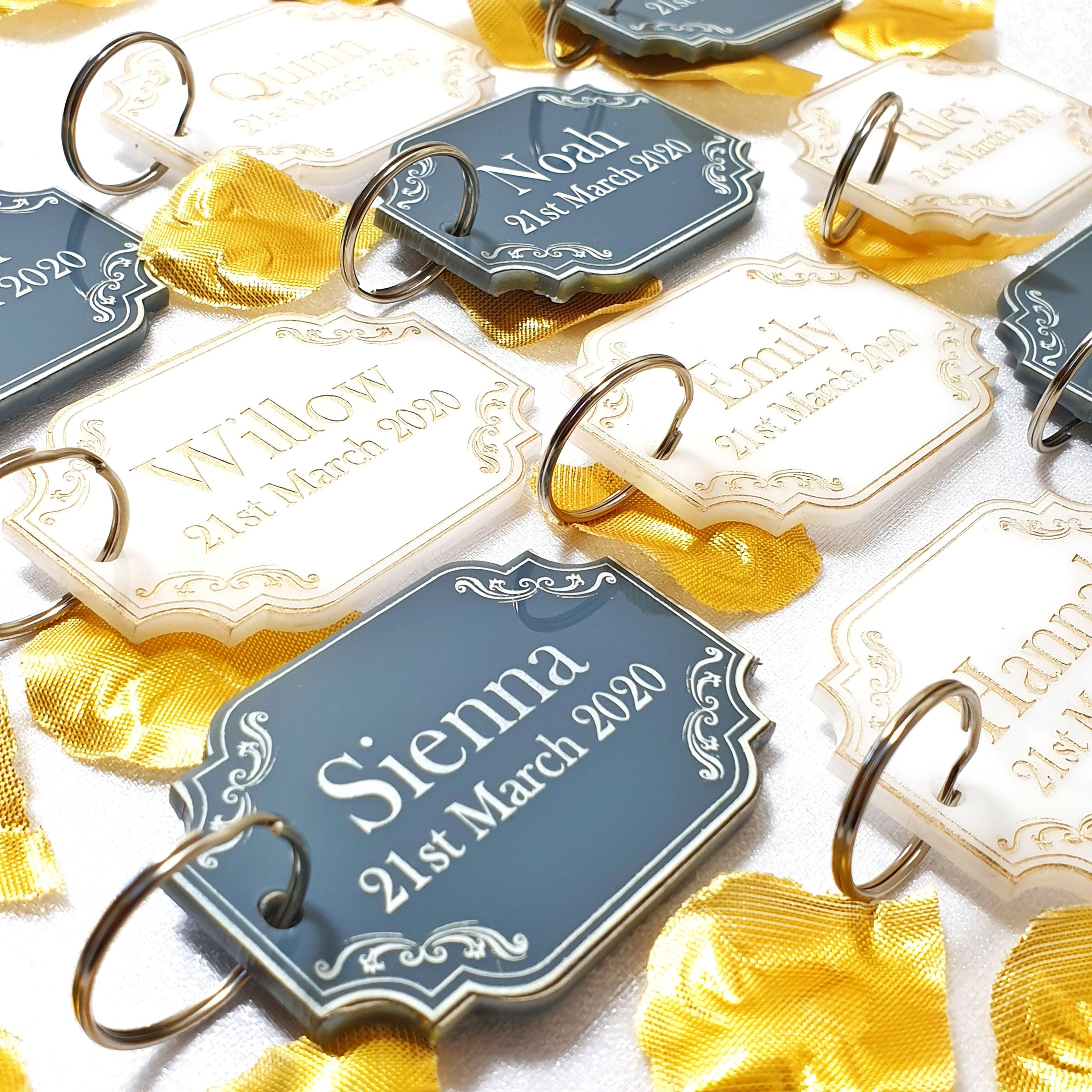 Vintage Wedding Favours I Wedding Table Place Names I Personalised Keyring Favors I Bridesmaid Bridal Shower Groomsmen Gift I Save the Date