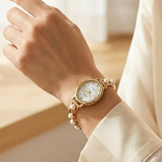 Elegant Pearl Strap Ladies Watch – Vintage Oval Quartz Wristwatch for Women