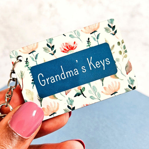 Personalised Floral "Grandma's Keys" Wooden Keyring