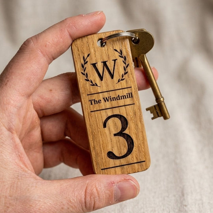Personalised Holiday Let Keyring, Wooden Keyring for Holiday Homes & Cottages, Self Catering Accommodation Keychain, Airbnb Guest Key Fob