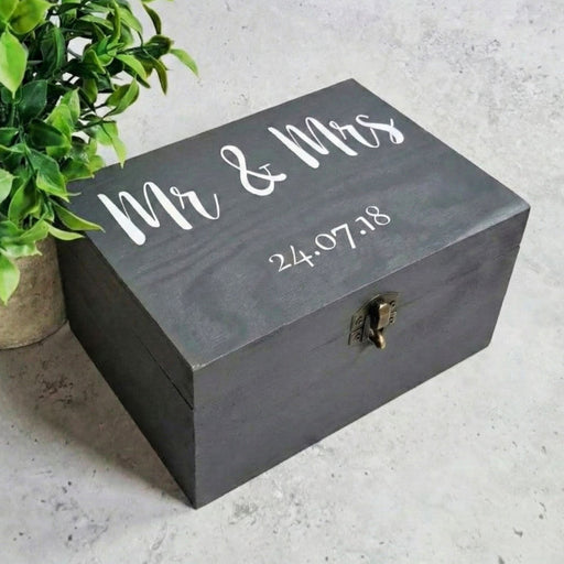 Personalised Mr & Mrs Wedding Box