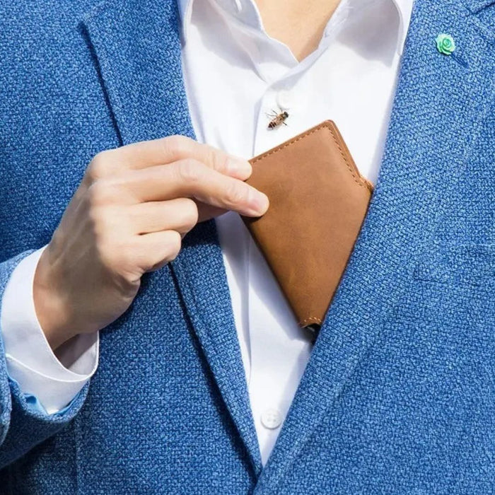 Personalised Slim Men’s Wallet with RFID Blocking, Pop-Up Card Holder & Money Clip