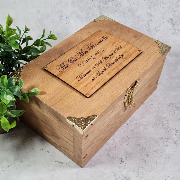Engraved Oak Wedding Memory Box I Luxury Bride & Groom Gift I Wooden W —  Make Memento