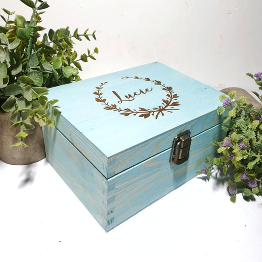 Personalised Birthday Gift for Auntie I Engraved Wood Keepsake Box