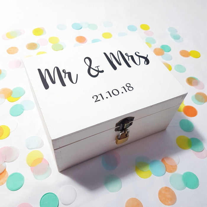 Personalised Mr & Mrs Wedding Box