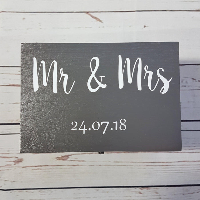 Personalised Mr & Mrs Wedding Box