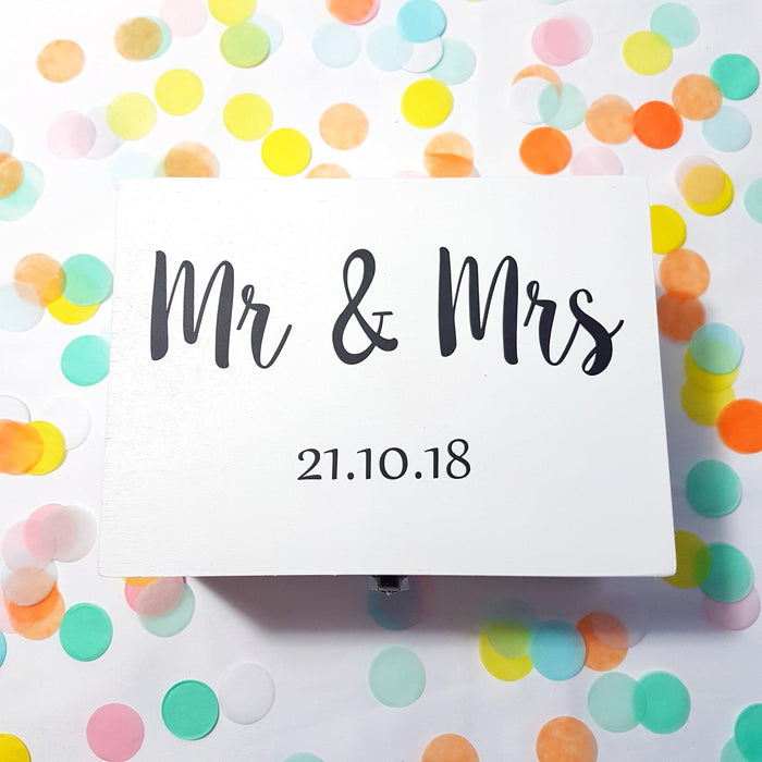 Personalised Mr & Mrs Wedding Box
