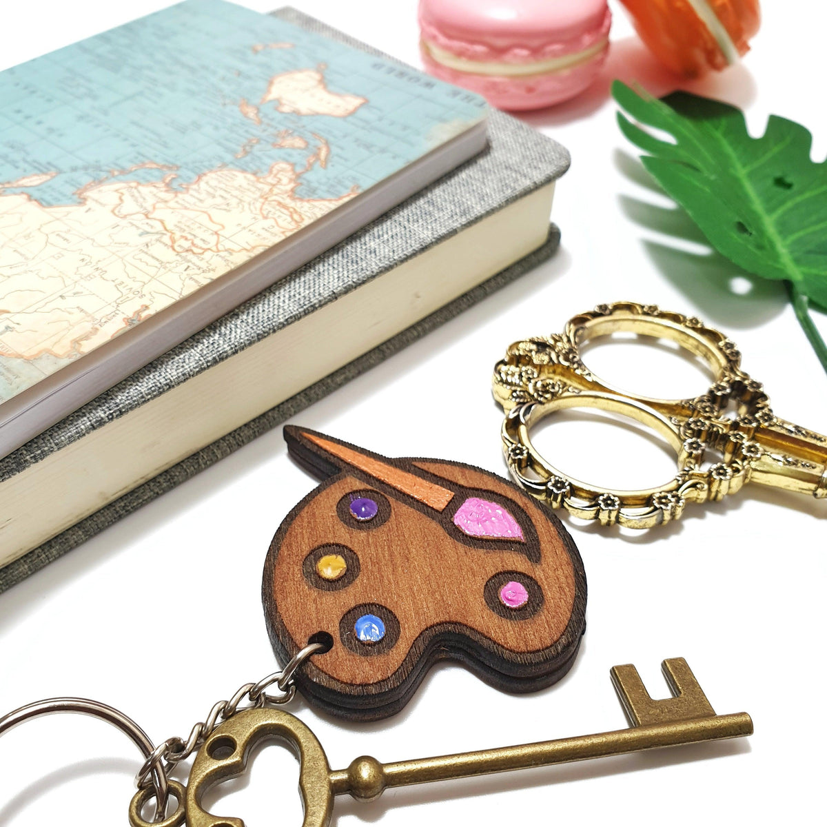 Wooden Paint Palette Keyring I Engraved Artist Keychain Charm Gift ...